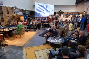 Freeride Village mit Open Faces Lounge