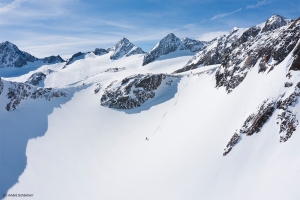 Freeriden im Powder Department Stubaier Gletscher