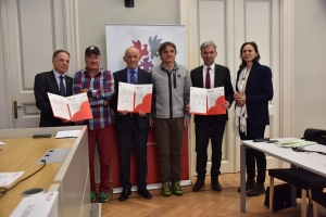 v.l.n.r. Herbert Walter (Tirol), Rudi Mair (LWD Tirol), LR Tiziano Mellarini (Trentino), Alberto Trento (LWD Trentino), LR Arnold Schüler (Südtirol), Michela Munari (EVTZ)